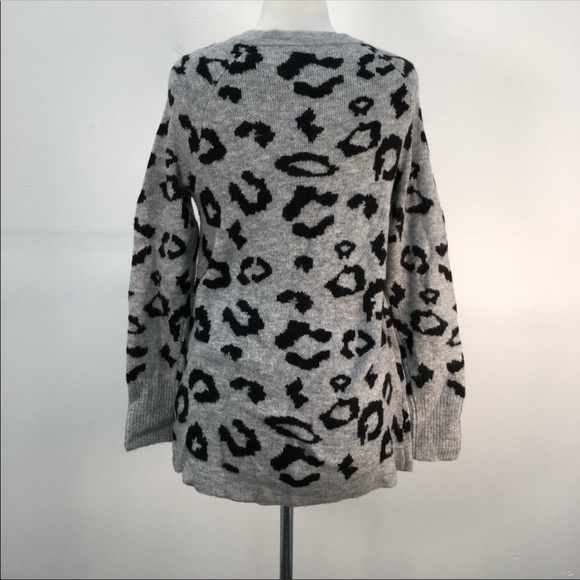 Abercrombie Sweater - Picture 3 of 4